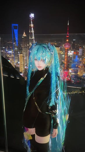 64K views · 3.5K reactions | Hatsune Miku✨ Cosplay by @你十八(♪Douyin) #hatsunemiku #hatsunemikucosplay #miku #mikucosplay #cosplay #magicalmirai #初音ミク #コスプレ #cosplaygirl #cosplayer | EZCosplay Costumes | Facebook