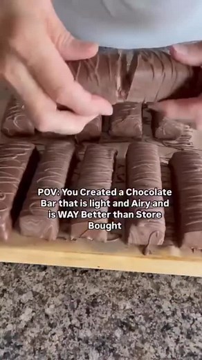 ➡️Comment “Topten” and I’ll send you the link to my recipe book Top Ten Chocolate Bars. 🎬These Bars are a Bonus Video in my Recipe book Top Ten Chocolate Bars! And is actually the nougat portion of the Mars Bar which is one of the recipes! 📌in order for me to send the link please follow! Alternatively the link can be found in my BIO😊 ✨The light and airy nougat take these bars over the top! In fact, I have 10 recipes that I have perfected over the years of copycat chocolate bars such as Mars, 