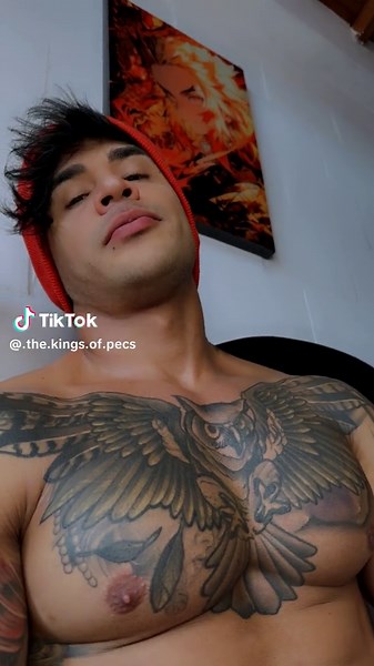 @devefit #pecbounce #pecbouncing #pecpoppin #pecpopping #pecpop #chestpop #chestdancing #chestpoppin #chestbounce #chestdance