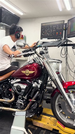 ハーレー ファットボーイ チューニング風景 #harley