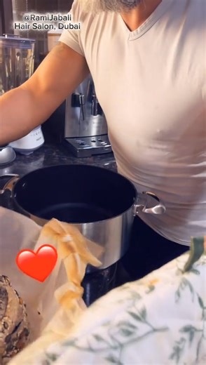 🥒 Using Fermented Pickle & Beetroot Water Instead of Plain Water in Sourdough Bread Fermentation This is where it gets interesting … you’re essentially creating a double fermentation: 1. Boosted Good Bacteria (Lactic Acid Bacteria) • Pickle and beet brine are rich in lactobacillus, which merges with the sourdough starter ecosystem. • This strengthens the fermentation process, leading to a more resilient and diverse microbial culture. 2. Enhanced Flavor Complexity • The bread will have subtle ta