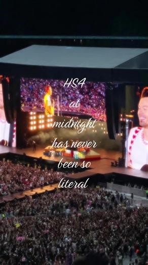 WAR IS OVER #harrystyles #hs4 #webelongtogether