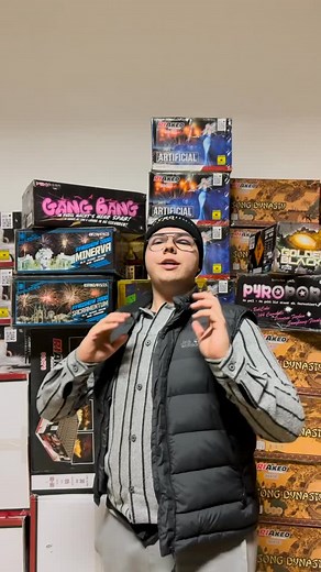 #esslingen #stuttgart #pyro #pyrotechnik #böller #göppingen #waiblingen #reutlingen #ulm #feuerwerk #Pyrounion #Gangbang #Funke | Pyrounion.de