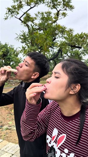 Candy Flute Fun! 🎵 Sweet Musical Treat for Kids #CreativeCandy #MusicLovers