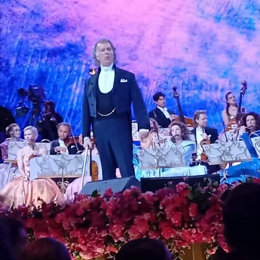 Andre Rieu - Whistling song Most na rzece Kwai - , live in Sofia 3 feb 2026, Colonel Bogey March