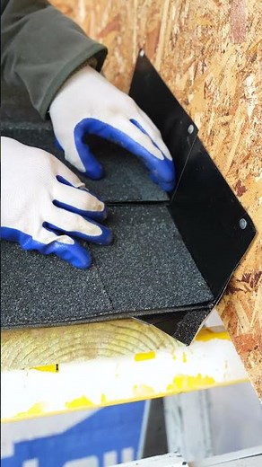 Step Flashing & Kick-Out Flashing Explained FAST! #roofing #construction