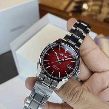 SEIKO PRESAGE "SHARP EDGES" SERIES RED DIAL AUTOMATIC WATCH SPB227J1 #seiko #seikopresage #seiko5