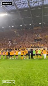 This was the Dynamo Dresden fans when they were in the THIRD tier of German football. Crazy support 🤯 [X/Stadium_Tr] | GiveMeSport
