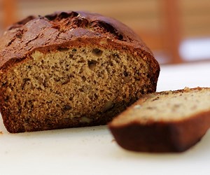 Amazing Easy to Make Banana Bread