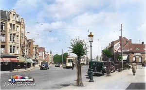 #Merksem - Bredabaan - Tram 3 - Oude Bareel Wat vroeger met de hand werd ingekleurd, wordt nu met AI geanimeerd. De creatie die je hier ziet: - begint met de originele vintage postkaart - krijgt een manuele inkleuring, deze werd reeds eerder op @kleurrijk.vlaanderen gepubliceerd - vervolgens met AI (artificiële intelligentie) tot leven gewekt Nostalgie vermengt zich met technologie … en het verleden schrijdt vooruit. ✨🔮 Klik op de foto voor geluid en een ruimer beeld. | Vlaanderen in kleur