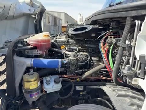 54005_2022 FREIGHTLINER CASCADIA 126