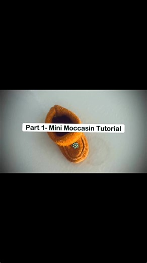 Mini moccasin keychain tutorial — Part 1 👣 #freepattern #moccasinmaking #learnsomethingnew | Brittany's Handmade Designs