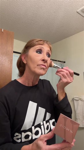 Simple Makeup Routine for Beginners