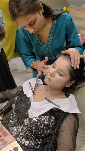 Party Makeup Look / BTS / Eye Makeup Tutorial #youtubeshorts #partymakeup #bts #youtubeshorts #viral