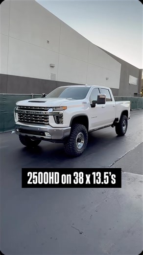 Lifted & Lowering Truck Parts on Instagram: "2020 Chevy 2500HD • McGaughys 4” Premium Kit set @ 4” front & 1.75” rear block • McGaughys M84 Shocks • McGaughys Upper Arms • McGaughys Billet Ball Joint Caps • 18x9 +18os / 5.7”bs Method Wheels • 38x13.5 Toyo RT Pro Tires • LogIQ 2020+ GM 2500 / 3500 - Air Spring Kit • AirIQ HD2 2-Channel AirIQ Bluetooth Management System • AirIQ Remote Control • Mudflap delete kit • Fender tie-back bracket • Paint Black: CV Shafts, Passenger Diff section, and facto