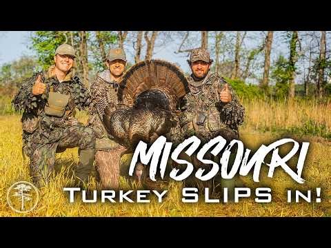 Turkey Hunting- Caught WAY Off Guard! (TURKEY slips in!)