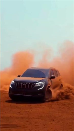 Mahindra SUV700