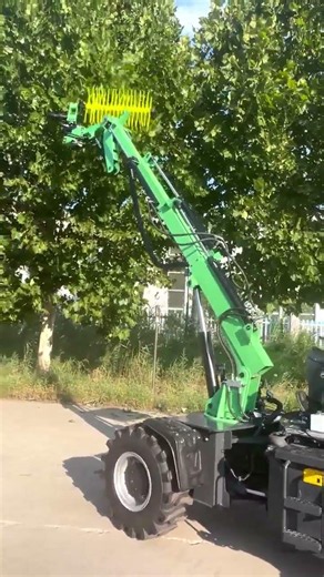 Flexible Boom Arm for Unmatched Reach and ControlOur shaker features a highly articulated boom arm