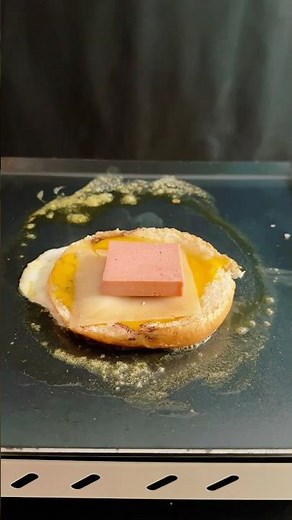 Simple breakfast idea #011 #toast #eggasmr #asmrcooking