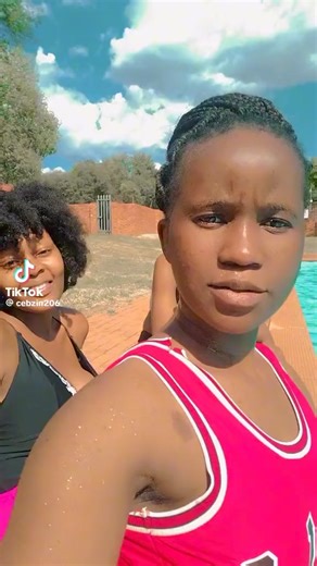 Beautiful Girls vibin' PA Home 🇿🇦🇲🇼 #wachiyao Bandera music 🔥🔥🔥 | Bandera music