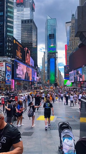 Hello NY🍎#newyork #timesquare #viajes #fypシ゚viral🖤tiktok #paratiiiiiiiiiiiiiiiiiiiiiiiiiiiiiii