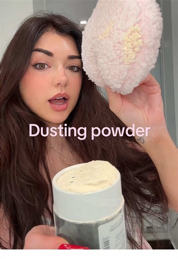 I’m obsessed with dusting powder now!! You need to try the Lush Cosmetics Dusting Powder in Let The Good Times Roll Not only does it keep you nice and cool on a Miami hot girl walk, it also smells delicious AND has shimmer!! LOVE Now i need the body mist! #dustingpowder #lush #lushdustingpowder #perfume #letthegoodtimesroll