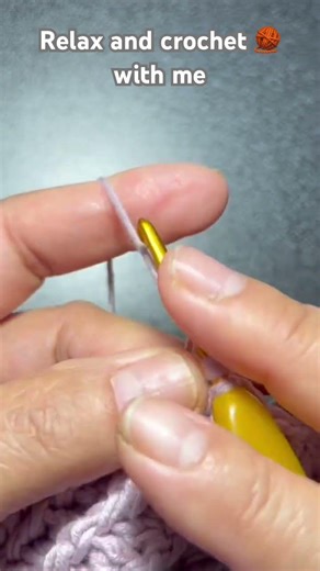 Front loop and back loop half double crochet 🧶 #crochet #beginnersstitch #crocheteveryday