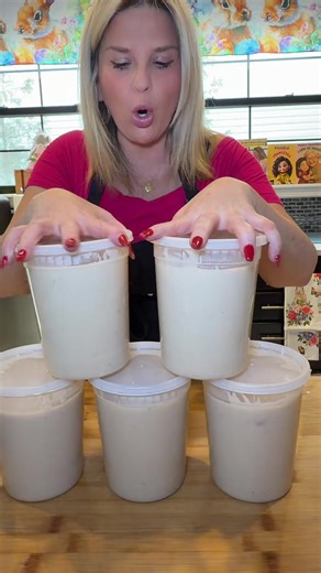 Let’s make a bulk size batch of béchamel! #fyp #homemade #viral #cook #momtok