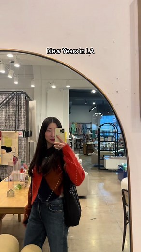 Really late New years vlog #coffee #ceramics #korean #singlesinferno