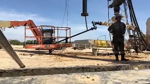 @0ilbaron Rigging up BHA. Bottom Hole Assembly. The motor, tools and rock bit that do the drilling down hole @oilcountrymedia _________________________________ #oilandgaslife #oilfieldlife #drillingrigs #downhole #octg #riglife #drillingrig #oilcountry #oilandgas #oilfieldstrong #inspirationalpost #drillbabydrill #oilfieldfamily #millionairethinking #coiltubing #oilcountrymedia #casing #tubing #oilpatch #quoteaccount #millionaireimage #inspirationalpeople #kristenoctg #inspiringpeople #oilandgas