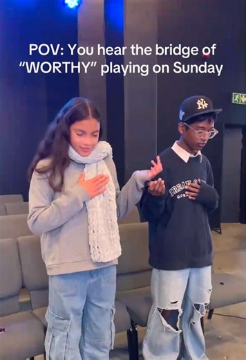 The bridge is just too heavenly 🥹✝️ @Elevation Worship #fyp #christiantiktok #christian #worthy #worship