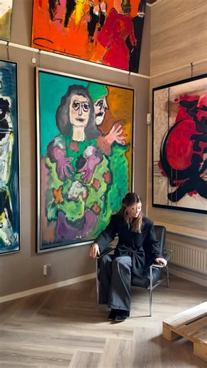 Gooische Hotspots | Lifestyle & Travel tips on Instagram: "Wie houdt van kunst, design, antiek en juwelen wil deze nieuwe plek in ‘t Gooi niet missen…Sla hem snel op, want ik weet zeker dat je de komende jaren hier de mooiste vondsten doet 🖼️ 💍 De Eland & De Zon, het oudste veilinghuis van Nederland, is namelijk sinds kort neergestreken op de historisch buitenplaats Schaep en Burgh in ‘s Graveland. Een plek vol schatten: kunst, antiek, juwelen, horloges & design. En het leukste aan een veiling