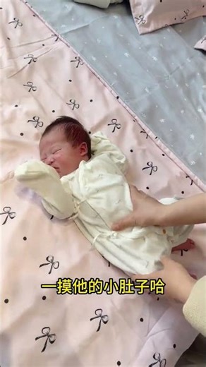 The Power of Hugs: Baby Kangaroo's Sweet Smell Transforms Behavior