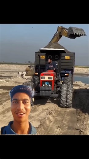 Swaraj tractor 4x4 ki full power in loaded trolley mitti ki #automobile #youtubeshorts