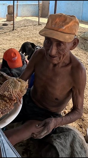 Después de mucho tiempo regresé a donde el Tío Adrián y almorzamos un delicioso Frito de Pintachas | CH PEDRO