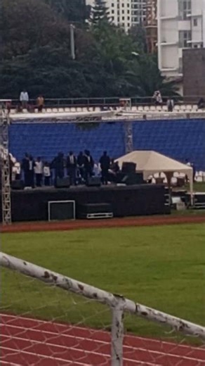 ፋሲካን በእስታዲየም Awtaru