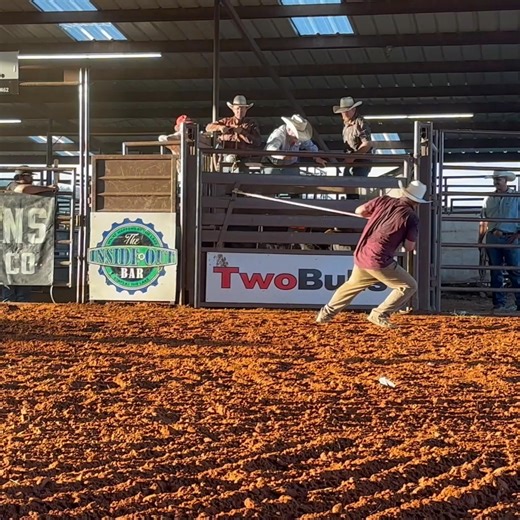 Get a step ahead of the competition w/ Gene Baker's Homestead Genetics Recipient Cow Sale on Wednesday, October 15th!!! SALE CATALOG: https://thebreedersconnection.com/25oct15.html VIDEO: Pretty Lil Poison - 2024 ABBI Yearling Futurity Champion Lot 01 & 07 - 2026 Bull Calves = Full Brothers to Pretty Lil Poison Lot 08 - 2026 Bull Calf = Man Hater X Pretty Lil Poison Bidding will be held on Wednesday, October 15th, starting at 8pm central. | Nate Morrison