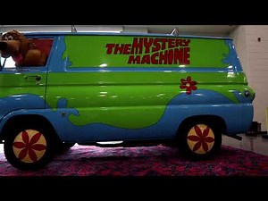 The Mystery Machine at Grand Rapids Comic Con