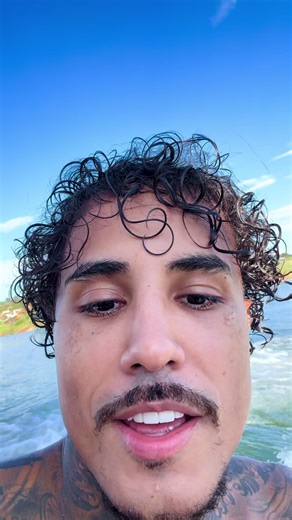 MC Livinho: Músicas e Performances de Sucesso