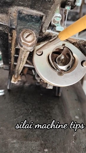 Shuttle Driver Spring Problem fixed#silaimachine #sewingmachine#sewingmachinerepair