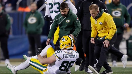 John FitzPatrick injury update: Packers tight end, number 86 injured vs Bears