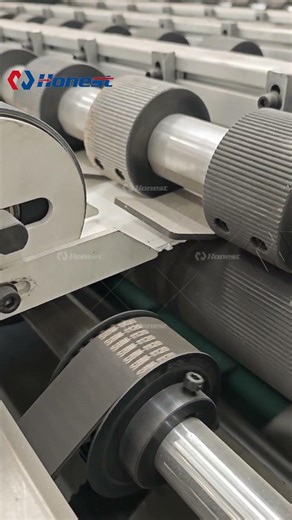 Fully Automatic Glass-Backsheet PV Module Recycling Line
