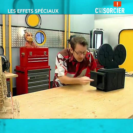 22K views · 709 reactions | Suivez Jamy Gourmaud dans les coulisses de la création des effets spéciaux d'un film. Silence... ça tourne ! | C'est pas sorcier | Facebook