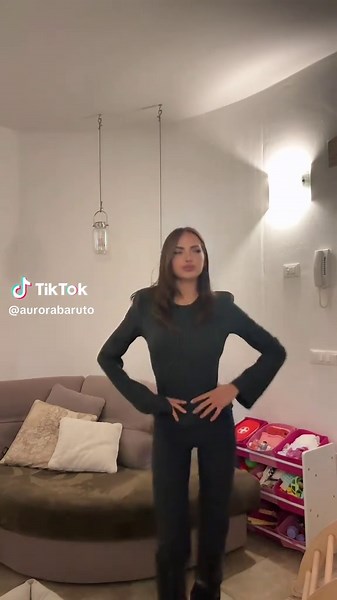 Aurora Baruto: Nuovi Denti e Video con i Fan