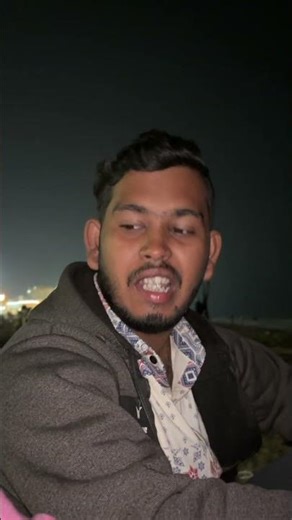 সমুদ্রের মাঝখানে স্নান 🤣