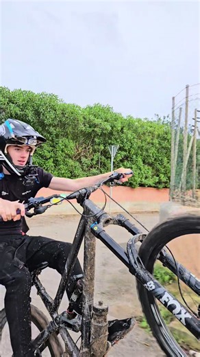 Goodbye 2025: MTB Downhill Adventures