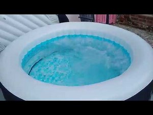 Bestway Lay-Z-Spa Miami Inflatable Hot Tub, Starting the spa bubbles