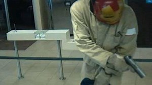 EEUU: Ladrón con máscara de ‘Iron Man’ roba banco de Florida