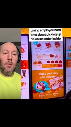 employee wanted customer to come inside #reaction #fblifestyle | Dramatic Shenanigans