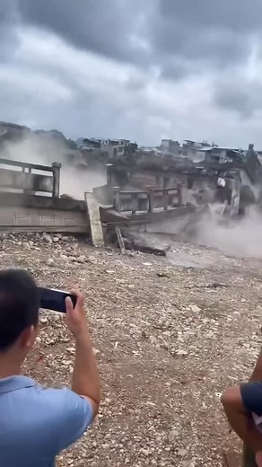 People exploding things on Instagram: "We only post @peopleexplodingthings #explosion #explodingthings #epicmoments #destructionart"